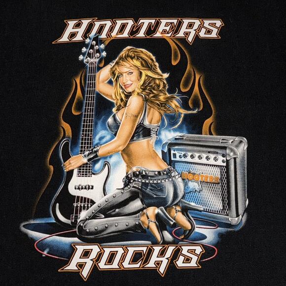 Vintage Heart & Soul Hooters Rocks Chicago T-Shirt Men's XL Black Short Sleeve - Picture 1 of 8